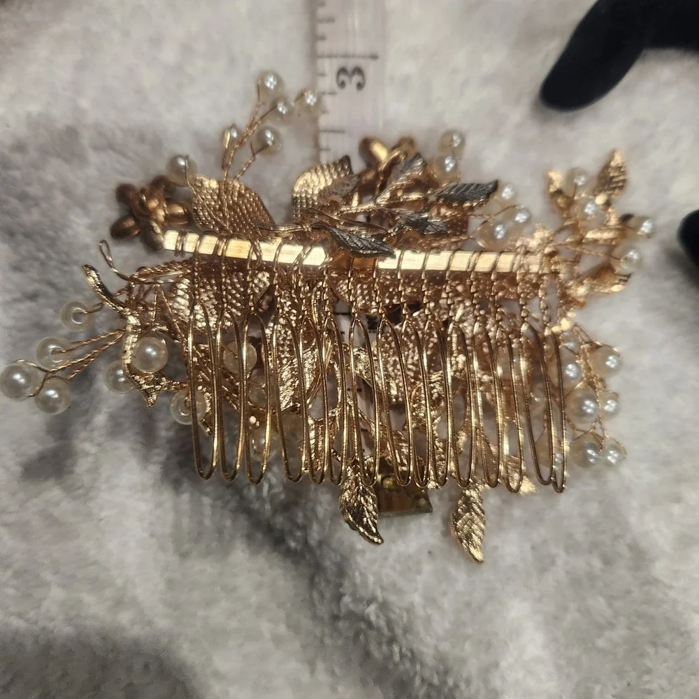Gold‎ Floral Pearl Hair Comb Bridal Wedding Enamel Flower Rhinestone Headpiece